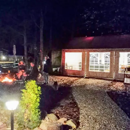 Kaczeniec בית חווה *