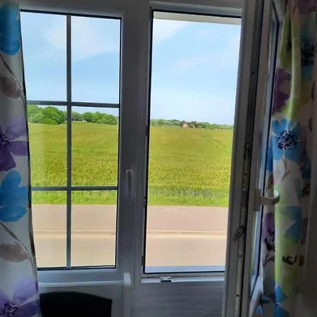 Kaczeniec * أوسترونيه مورسكية