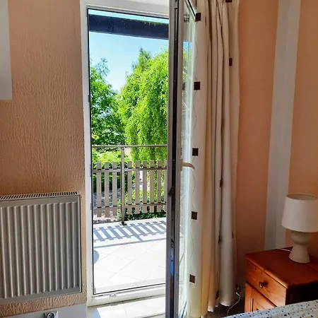 Kaczeniec בית חווה