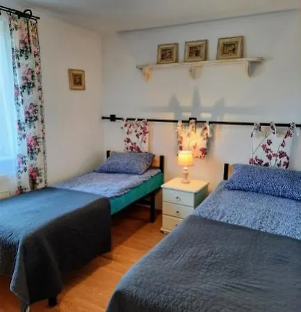 Kaczeniec * אוסטרוני מורסקי